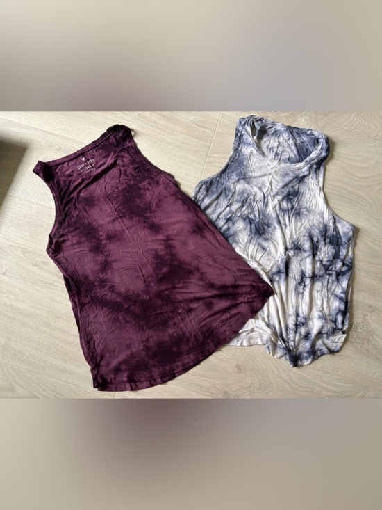 American Eagle Outfitters Tops - Soft & Sexy tank bundle